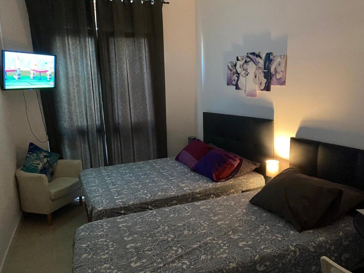 Parsa Homstay Madrid Dış mekan fotoğraf